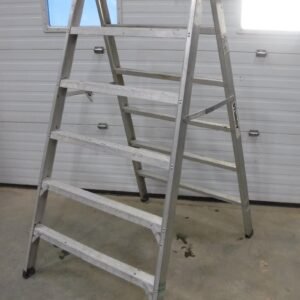 02-00305 Sawhorse Ladder 6'